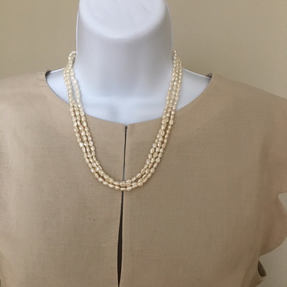 14K solid gold 3-strand freshwater pear necklace - Picture 4 of 8